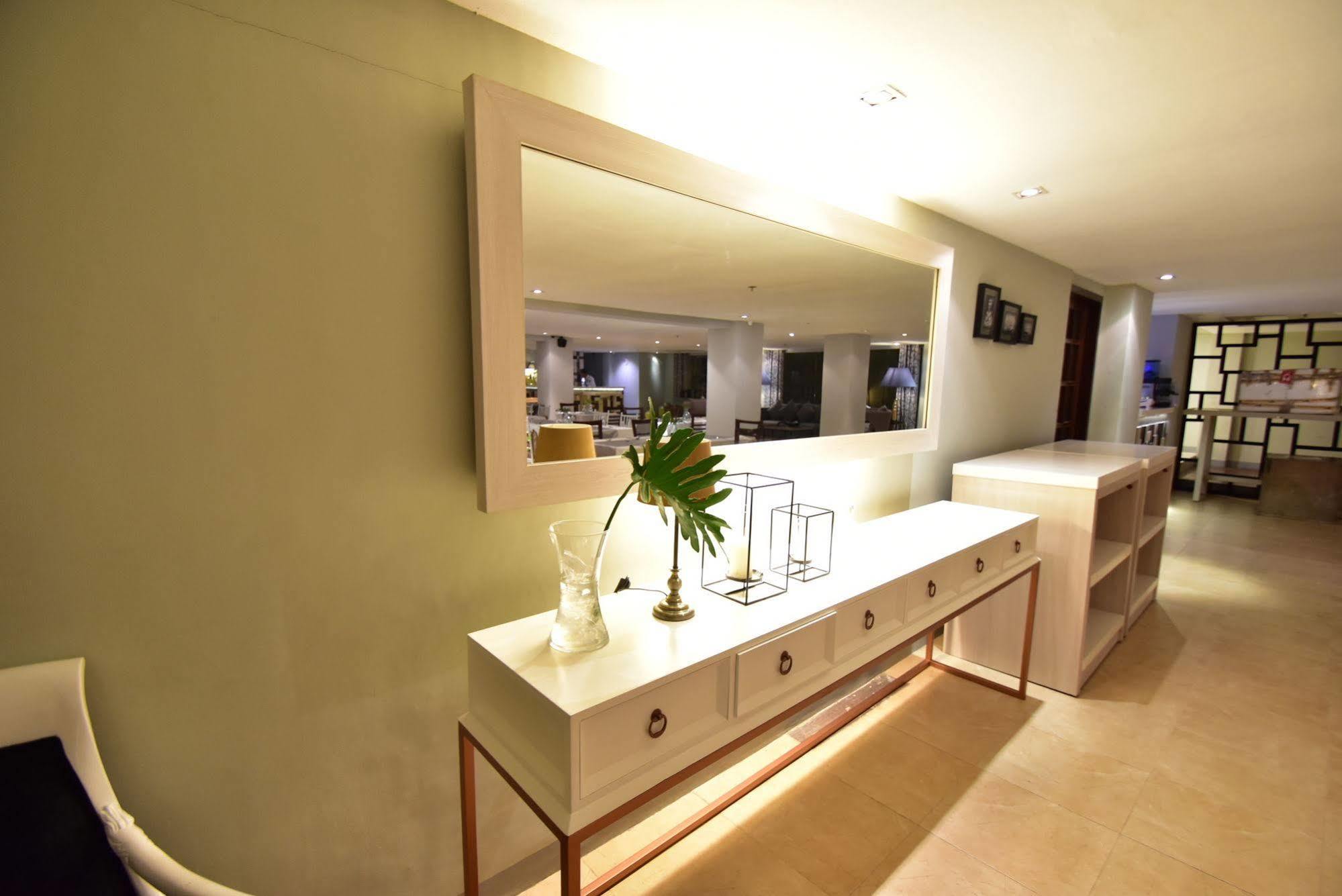 Butuan City Almont City Hotel מראה חיצוני תמונה