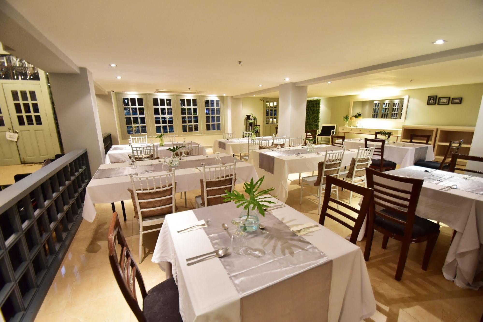 Butuan City Almont City Hotel מראה חיצוני תמונה