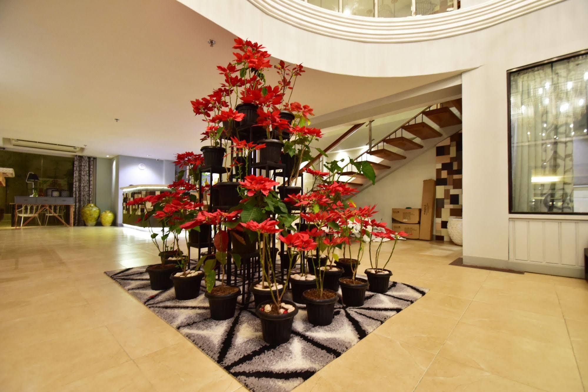 Butuan City Almont City Hotel מראה חיצוני תמונה